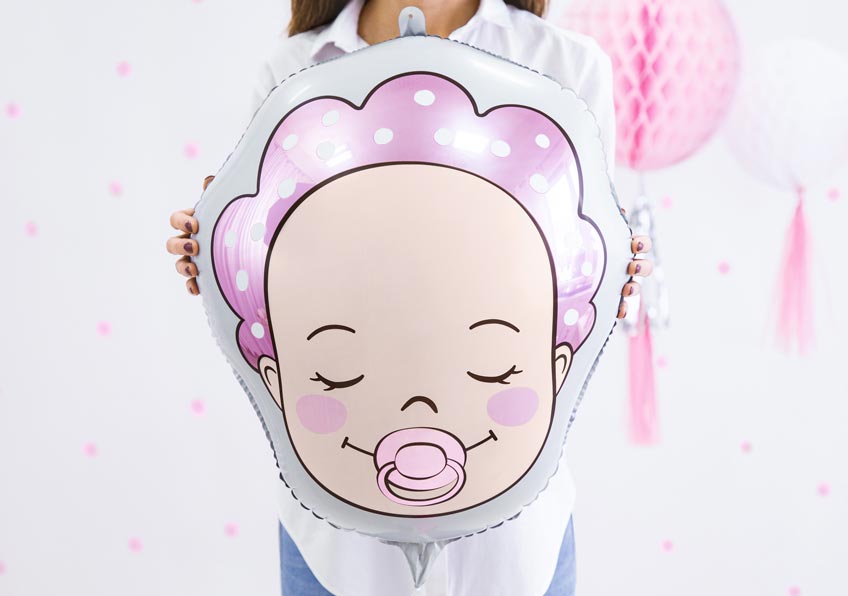 Süße Deko für die Gender Reveal mit Baby-Motiven auf Folienballons