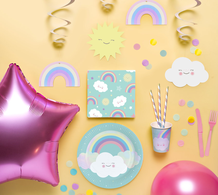 1. Geburtstags-Deko für lebensfrohe Kinder mit Regenbogen und Wolke