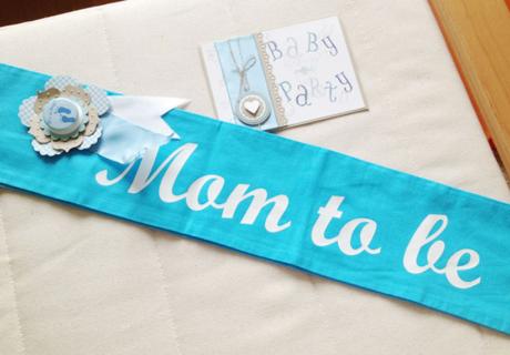Überrasch die Bald-Mama zur Babyparty mit süßer Schärpe & Gästebuch