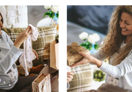 Bequem auf dem Sofa Babyparty-Geschenke auspacken - nur dass die Verwandten per Bildschirm zugucken